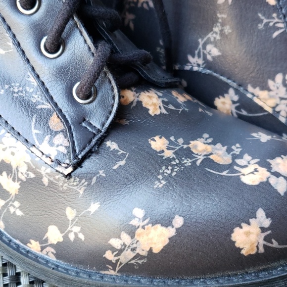 Booties - Picture 2 of 5